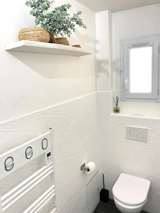 Cosy Studio With Garden And Free Parking - Ла-Тюрби Экстерьер фото