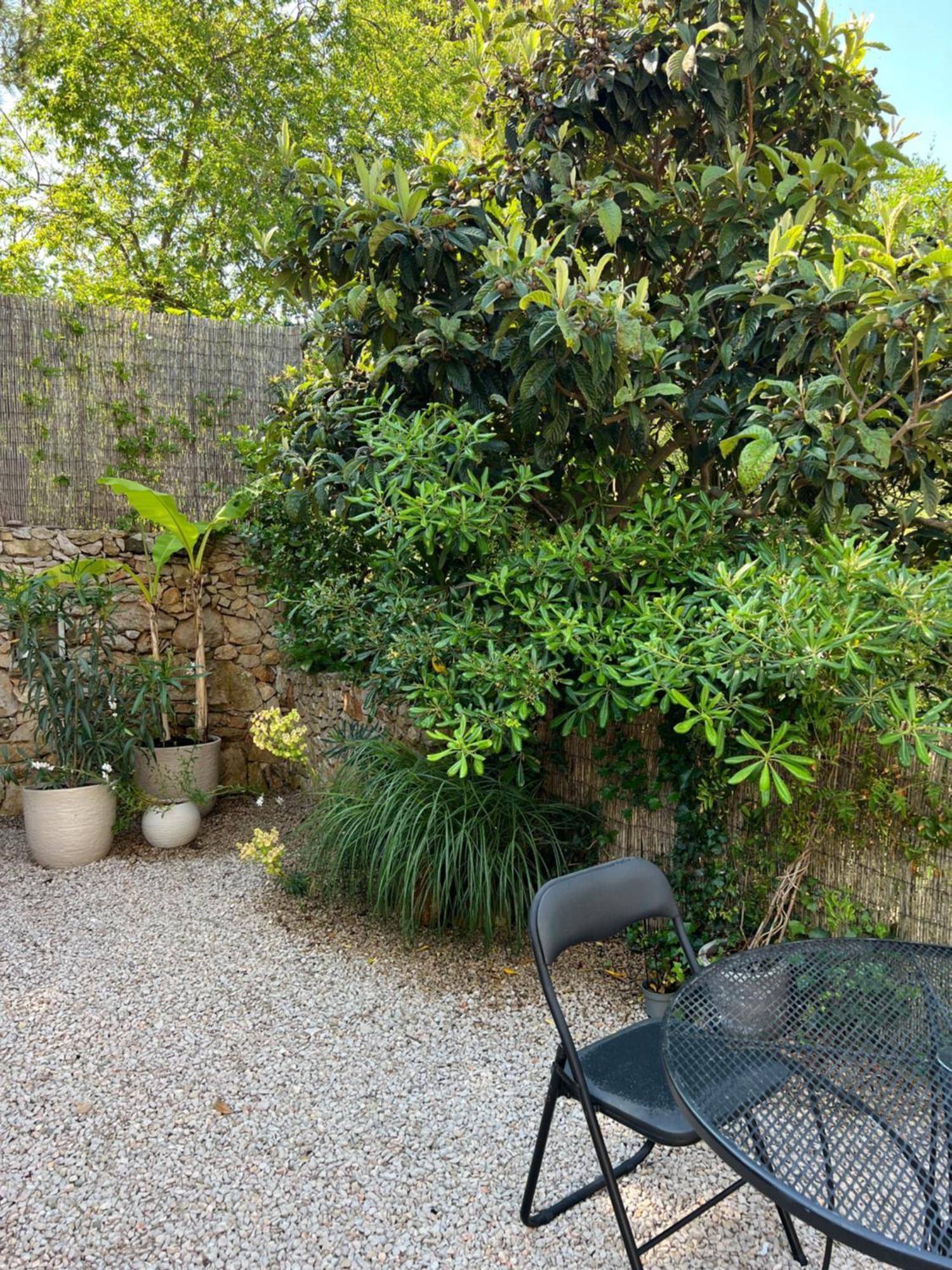 Cosy Studio With Garden And Free Parking - Ла-Тюрби Экстерьер фото